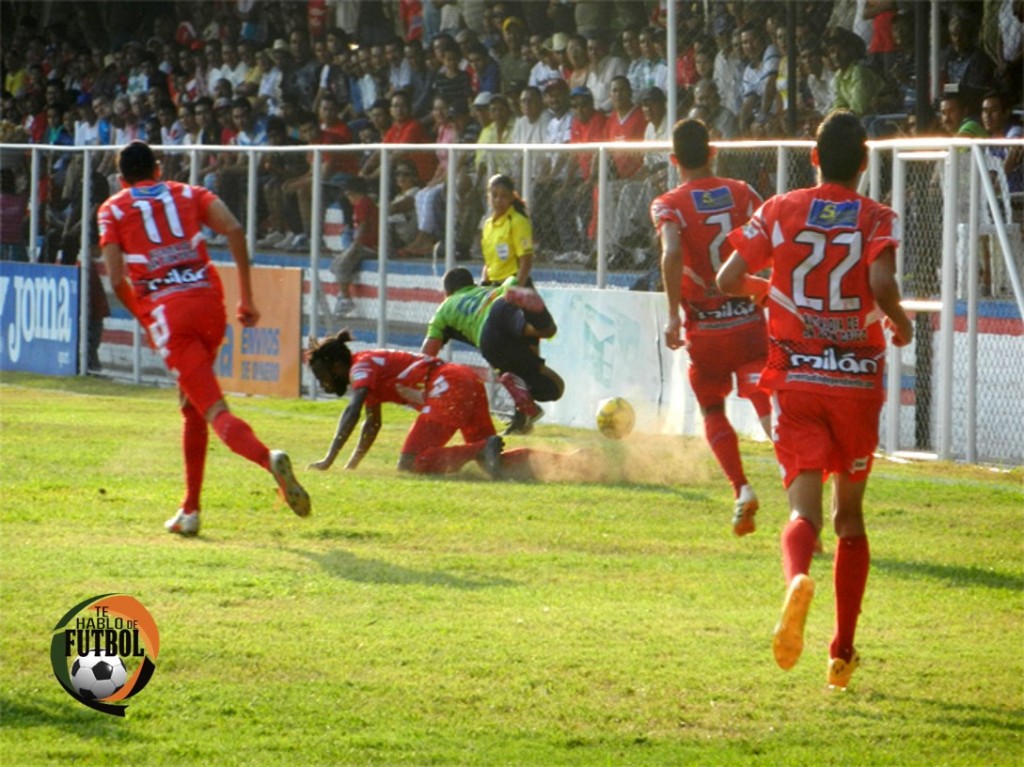 13Juventud Independiente vs Santa Tecla Jornada 11 Clausura 2015